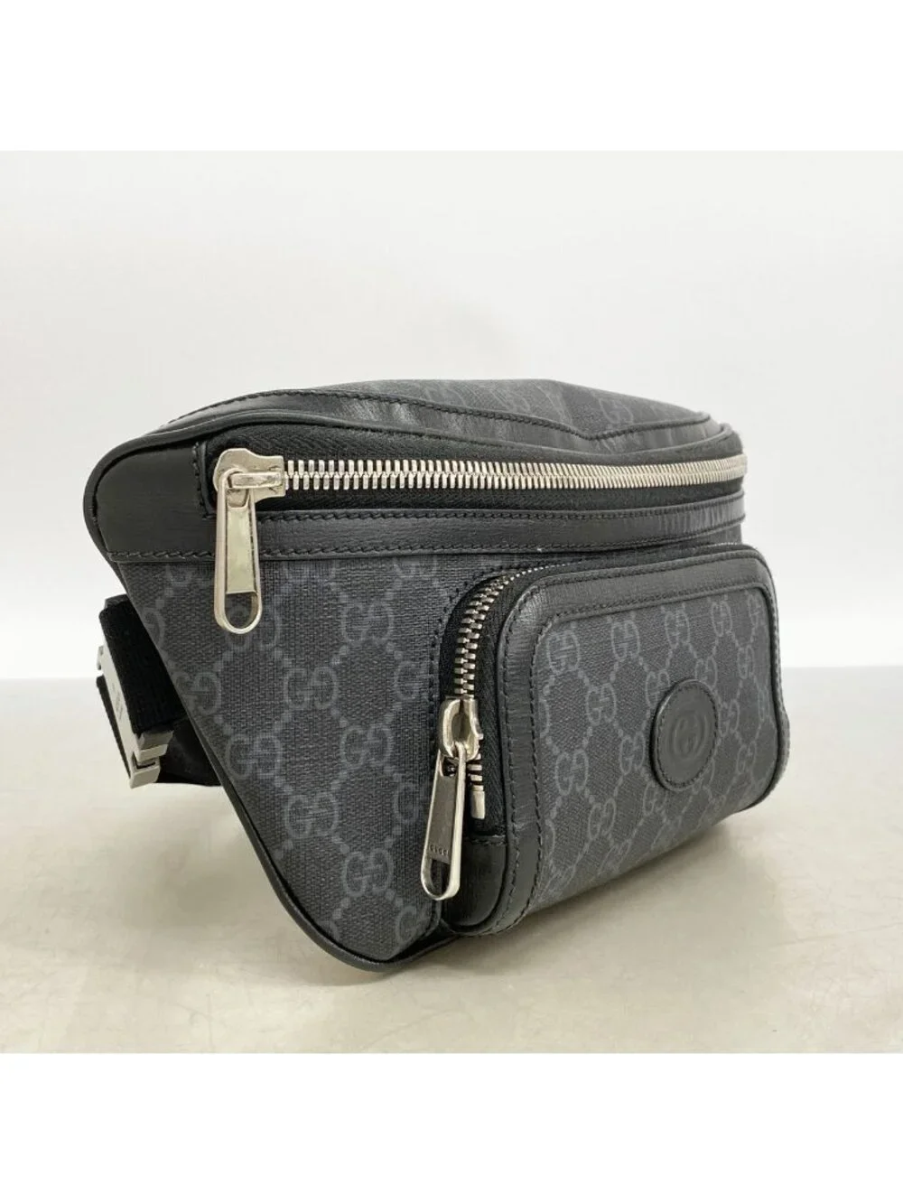 Gucci Waist Bag GG Supreme Gray Black Silver